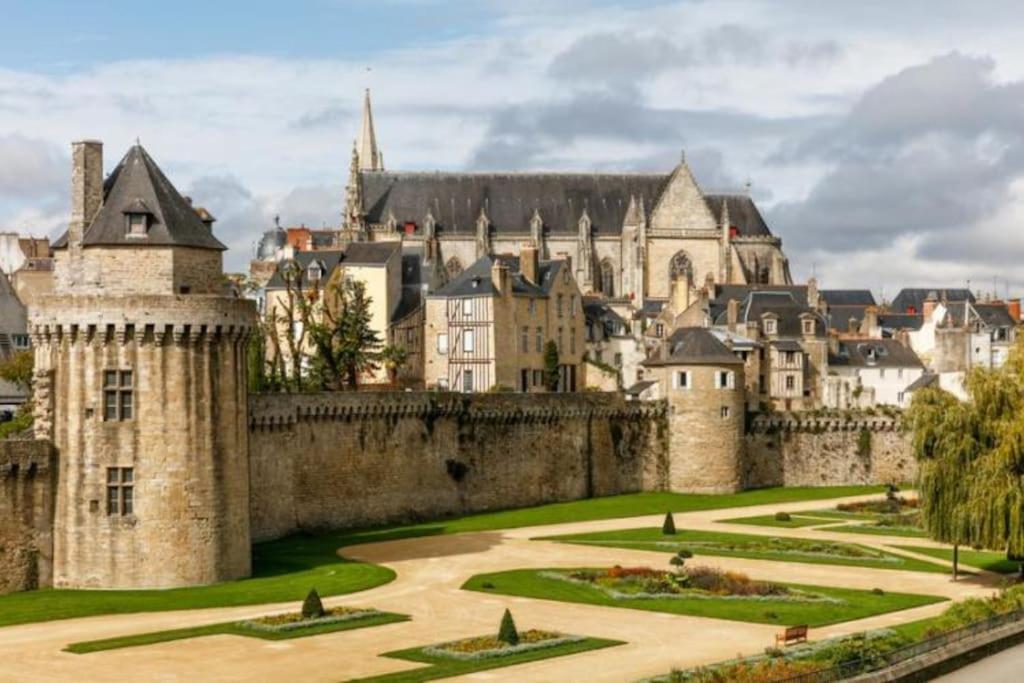 Logement Au Calme Avec Jardin Proche De Vannes Elven Экстерьер фото